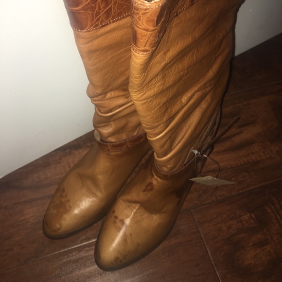 Dingo Boots - Picture 2 of 5